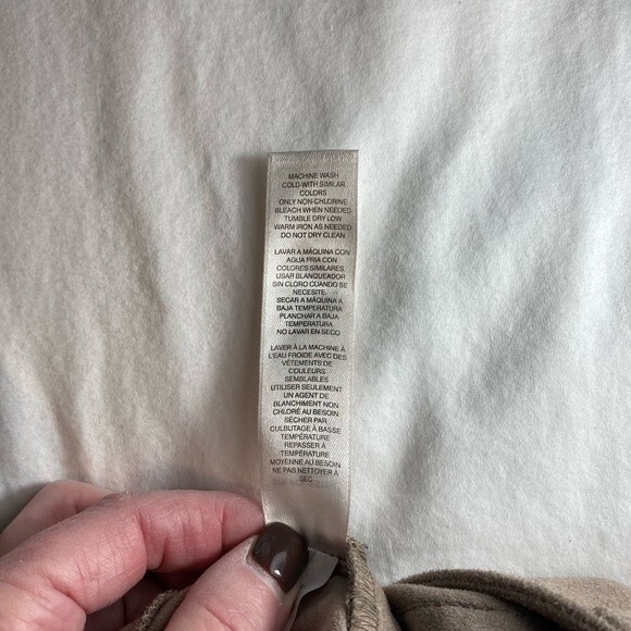 NWOT Chico's Suede Like Crop Pants Tan Pocket Zip Fly Poly Spandex Size 14P - Picture 11 of 12